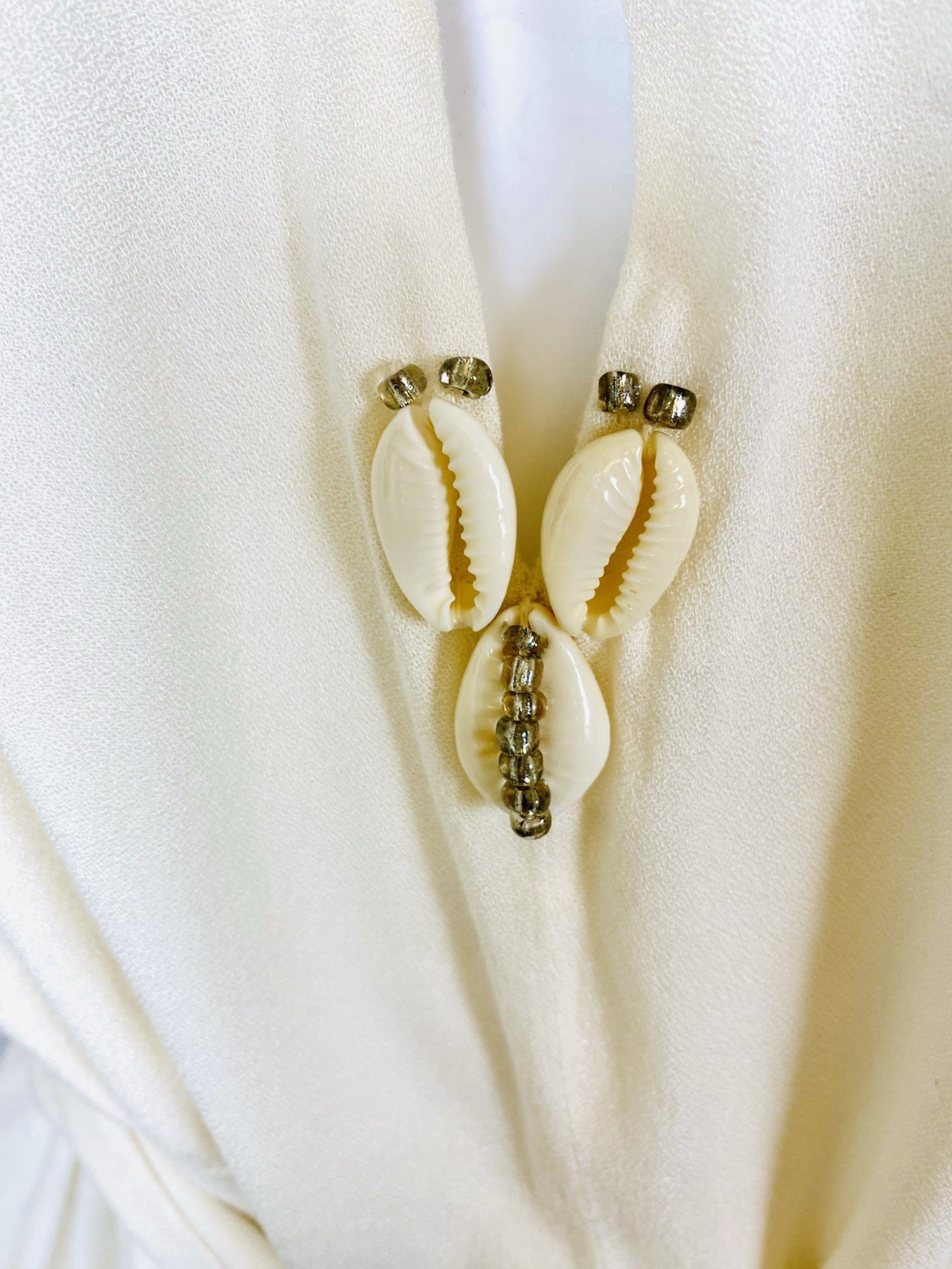 Designer Sample Off White Backless Halter neck Be… - image 6