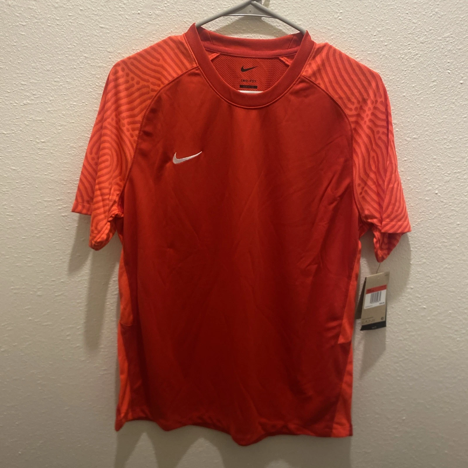 Nike Mens Dri-Fit Strike II Jersey Soccer Training Red Large CW3551-657 NWT