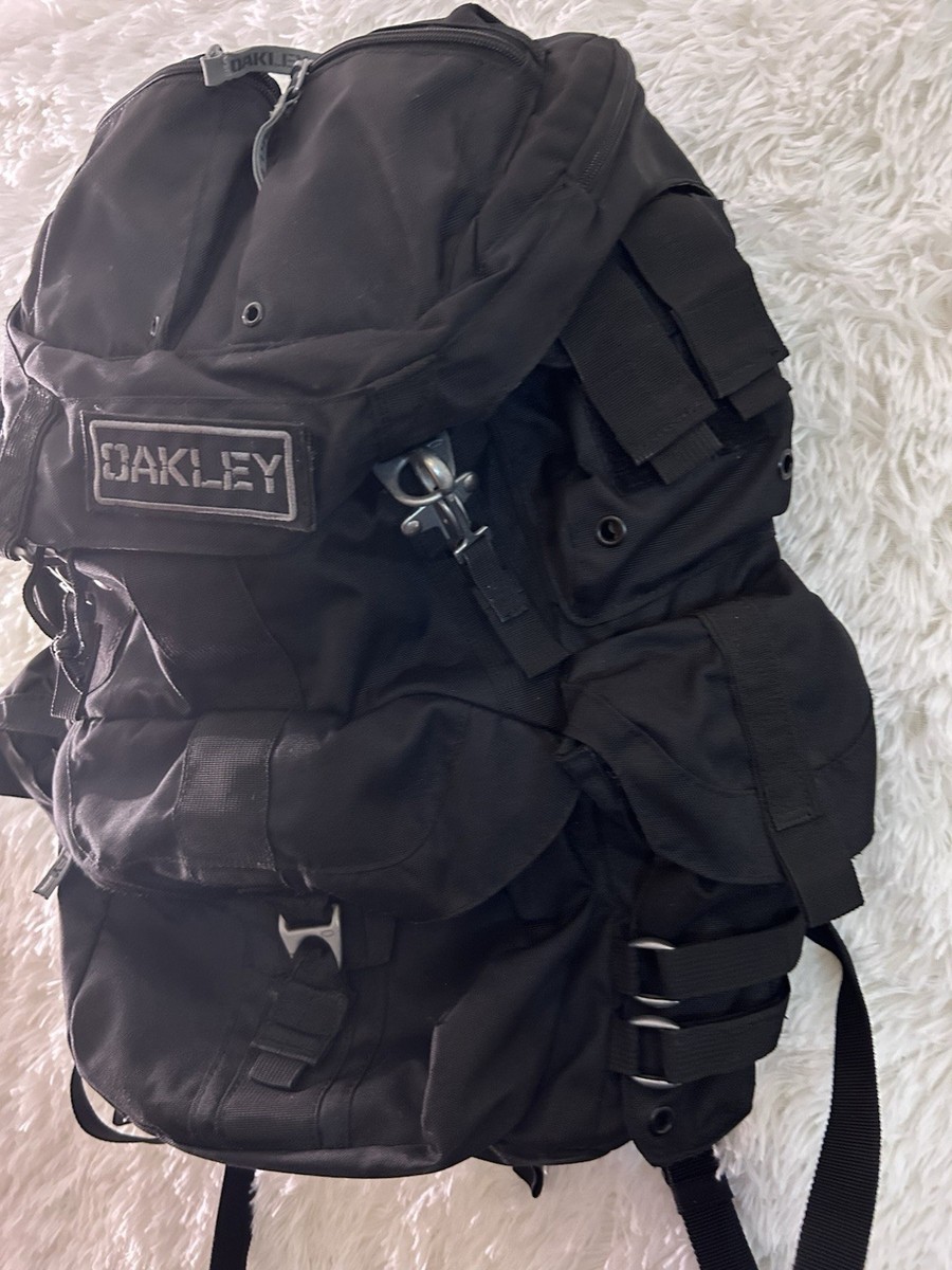 【希少】Oakley tactical field gear バッグ 黒 Oakley Backpack Tactical Field Gear Gray Grey Men's New
