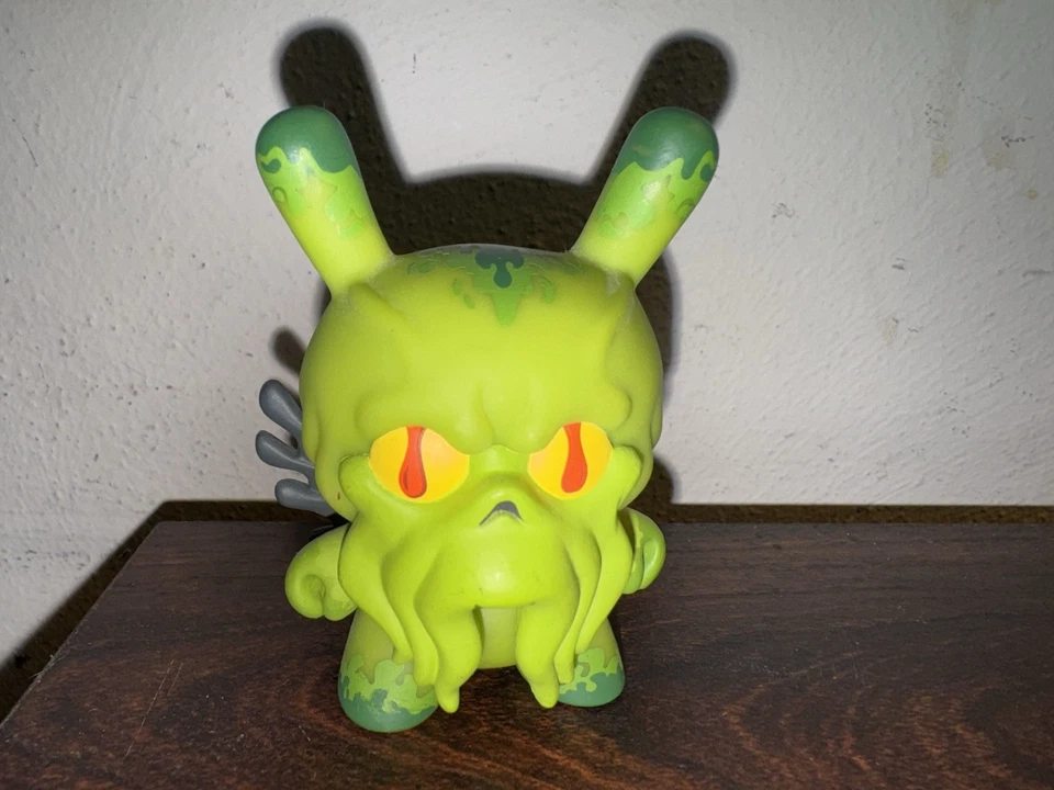 Kidrobot The Odd Ones Dunny Series Howie Phillips 3" Vinyl Figure Scott Tolleson - Image 2 of 4