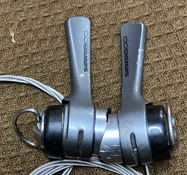 Shimano 600 Tricolor Ultegra Sl6400 7speed Downtube Indexed Shifters