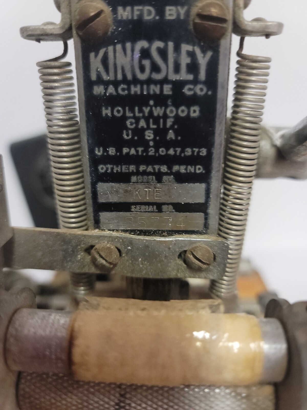 Kingsley Hot Foil Stamp Embossing Machine Model XTE Working Handle