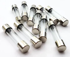 Lot of 10 Bussmann AGC2-1/2 250 Volt 2-1/2 Amp 1/4" x 1-1/4" Glass Fuses 