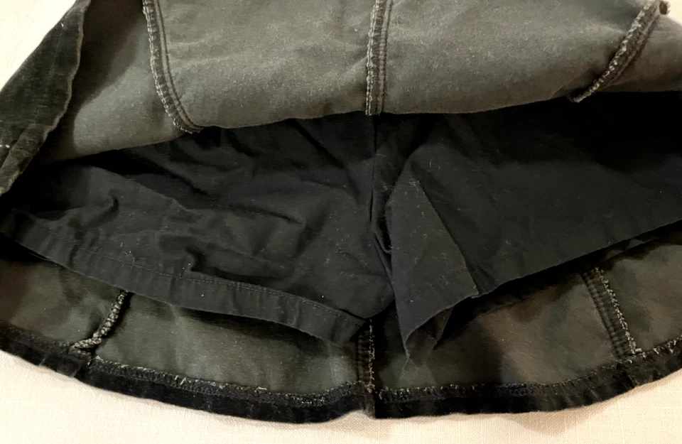 Gymboree WILD ONE Black Velvet SKORT Pockets Buttons Pleated GIRLS 7 SKIRT ONLY - Image 3 of 4