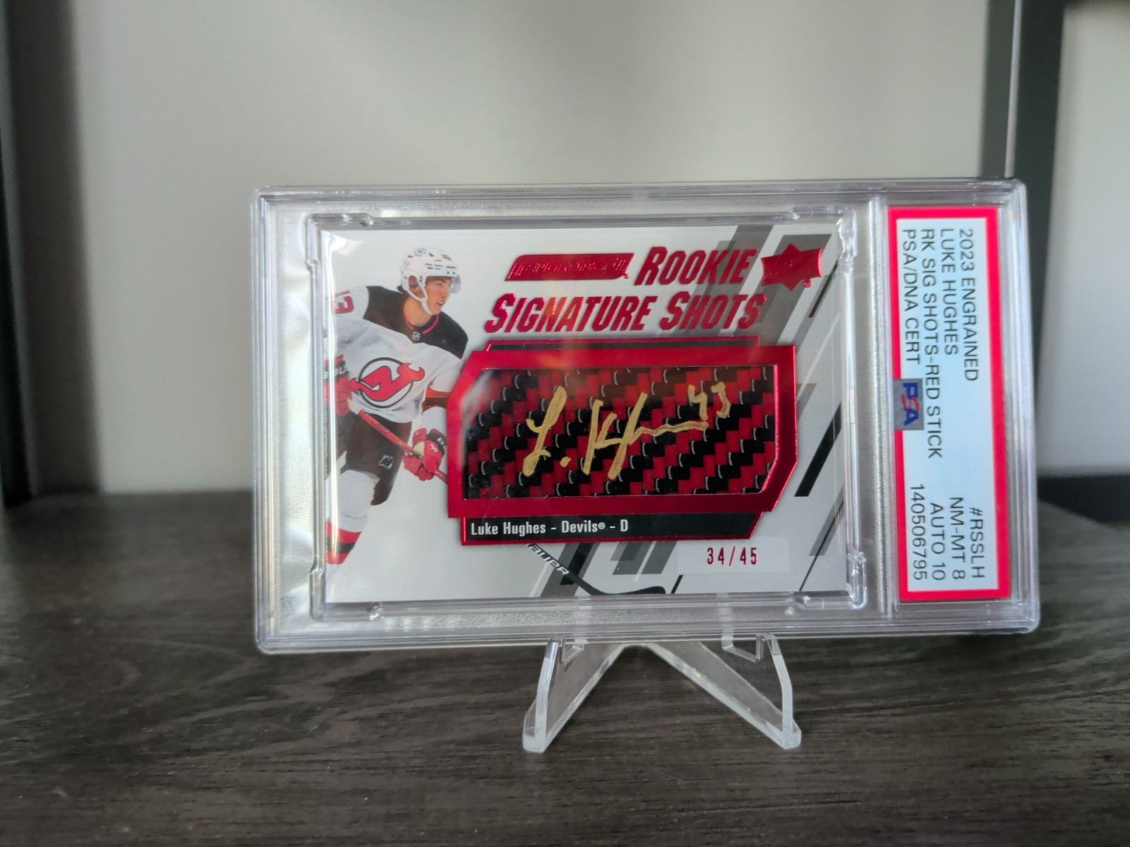 2023-24Engrained Hockey Rookie Signature Shots Luke Hughes Auto /45 RSS-LH PSA 8