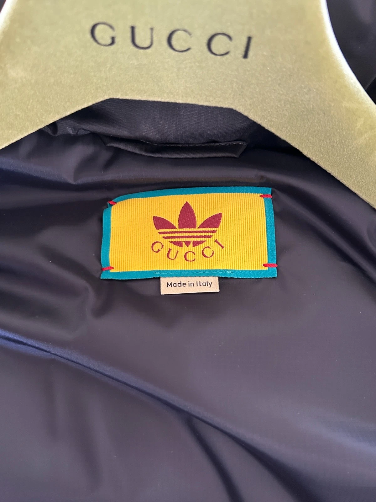 NWT Gucci x adidas Down Puffer Jacket – Navy (Style 713712 ZALUJ 4210) image 16