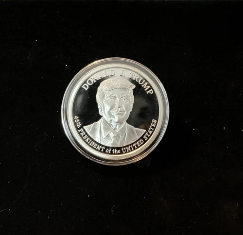 Donald Trump 2020 1 oz .999 Silver Proof Coin 45th President Commemorative