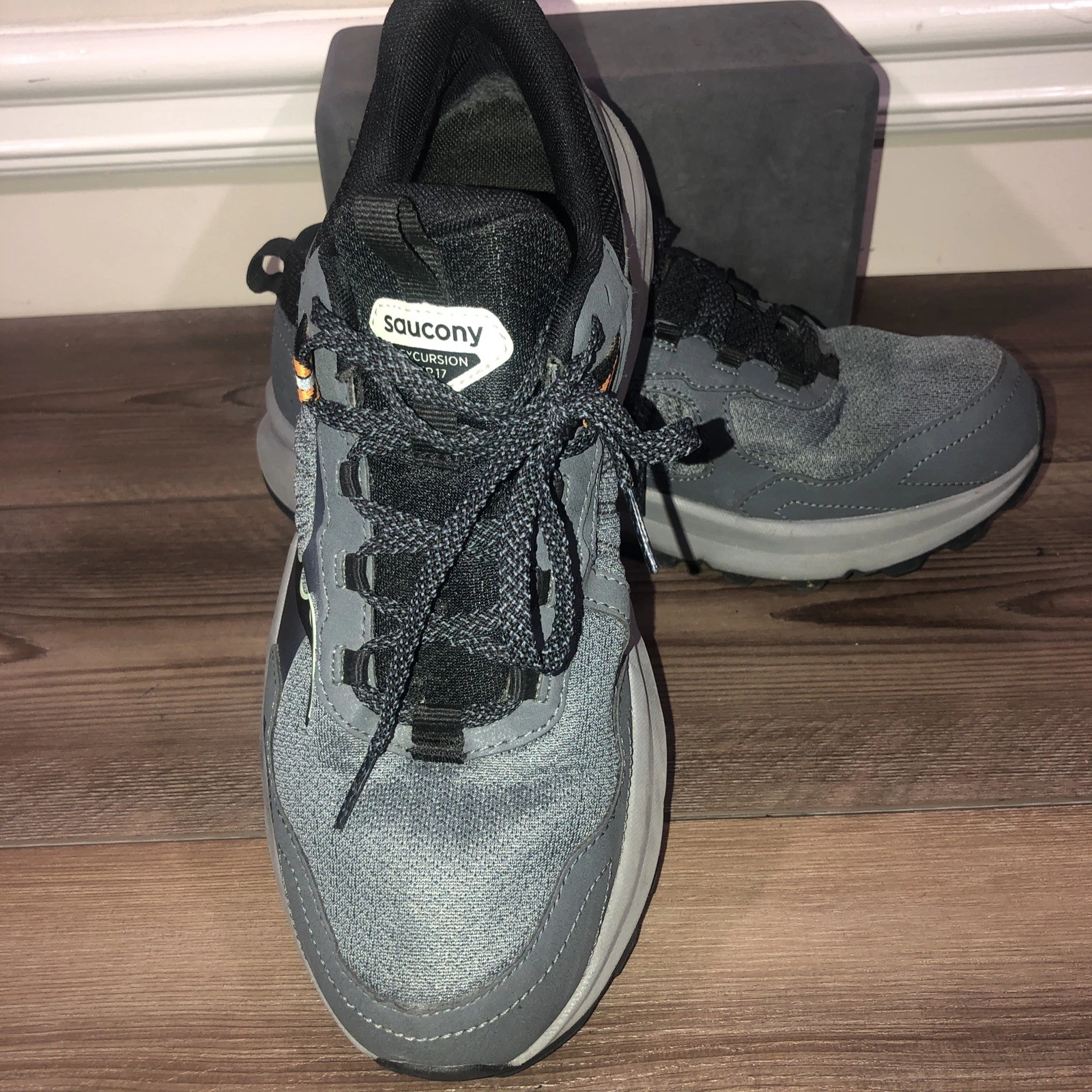 Saucony men’s excursion TR 17 trail running shoes, size 10 gray￼