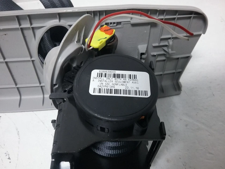 2017 Kia Sorento OEM Seat Belt Front Passenger Retractor Fits 16-20 Foto 3 de 4