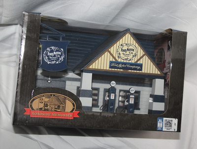 #ad FORD Roadside Memories Service Station Premier Edition Scale Replica Christmas $23.99