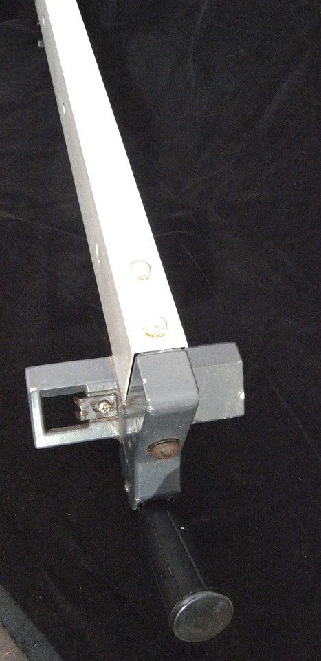 RIP FENCE FOR TRADESMAN TABLE SAW IN VERY GOOD ORIGINAL CONDITION - Image 4 of 4