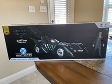 MCFARLANE DC MULTIVERSE GOLD LABEL BATMAN FOREVER BATMOBILE & ALFRED PENNYWORTH