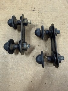 05-07 Ford F250 F350 Front Bumper Bolts And Nut Plate Receiver Set Pair