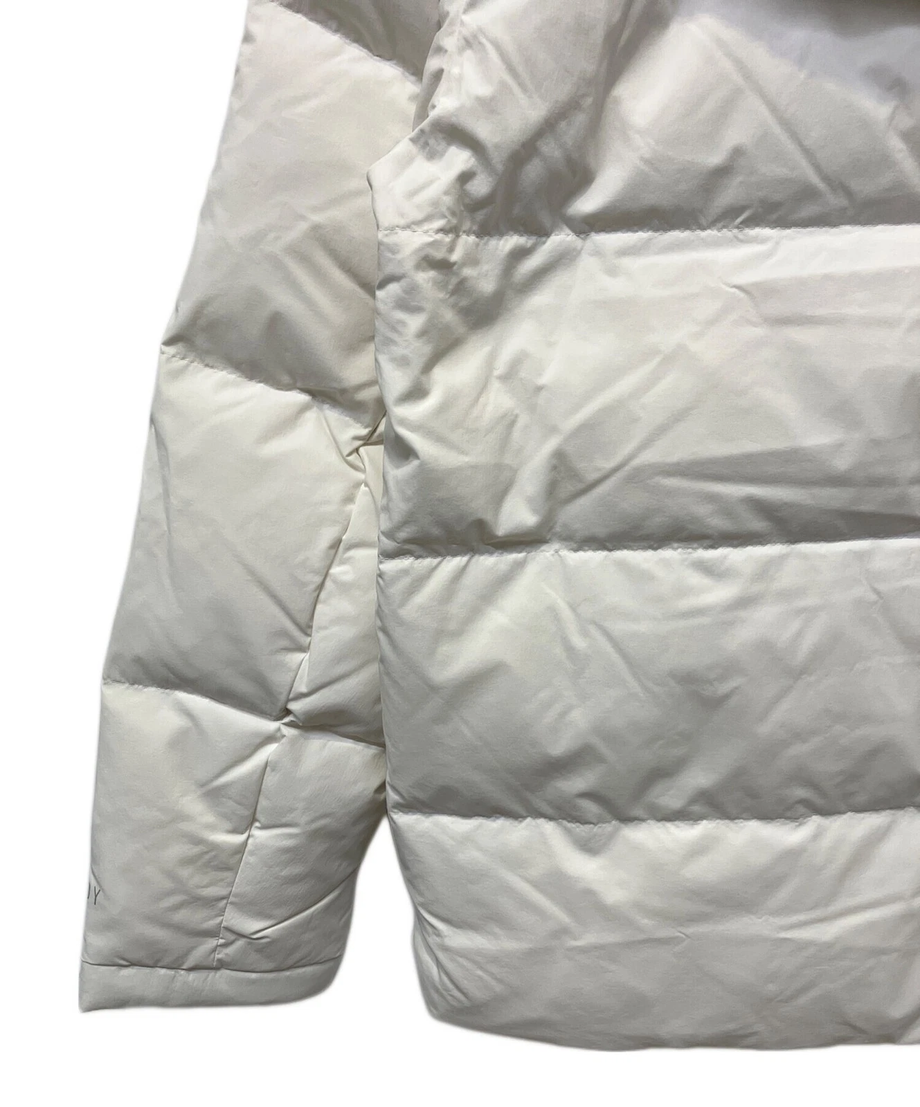 adidas Down Jacket Men's Size L White New - product detail image 9