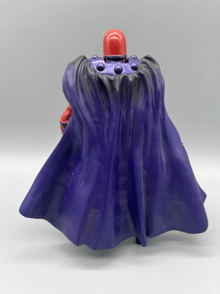 Marvel Legends X-Men MAGNETO 6" (Jubilee BAF Wave) Toys R Us Exclusivo Foto 2 de 2