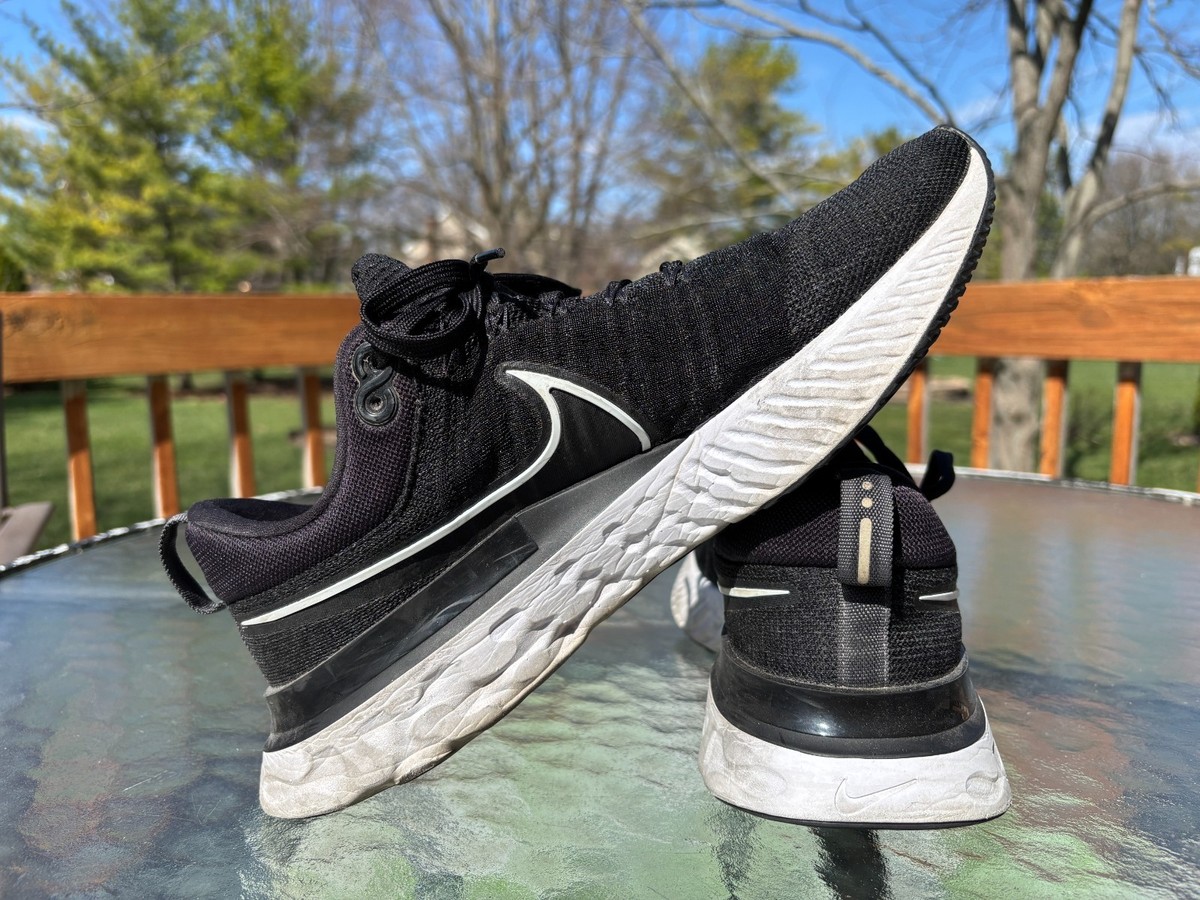 Nike React Infinity Run Flyknit 2 Shoes Mens 11.5 Black Sneakers