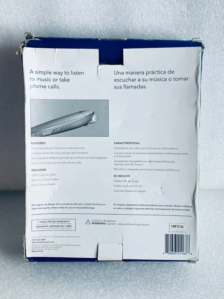 Auriculares intrauditivos inalámbricos insignia Bluetooth plateados con cancelación de ruido NS-CAHBTEBNC-S Foto 2 de 4