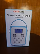 Crosley Vintage Style Radio New In Box AM/FM/AUX Turquoise And White