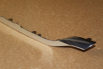 Genuine VW Volkswagen Touareg Matt Chrome Front Bumper Grille Trim 