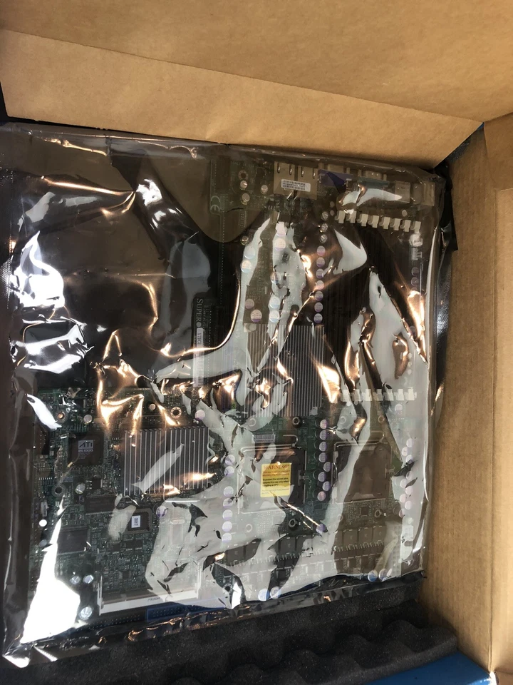 SuperMicro UP motherboard - Socket J - 5000X  Series LGA771 SATA MBD-X7DGU-B - Image 4 of 4