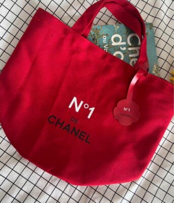 N°1 DE CHANEL ケース 赤 、試供品 CHANEL Massage Accessory with Case Red No.1 de Chanel