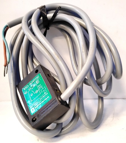 Telemecanique XSG-A040110 48-240 V AC Inductive Proximity Sensor - Picture 3 of 4
