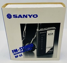 Sanyo RP65 Vintage AM/FM Stereo Portable Radio w/Headphones