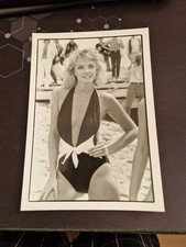très rare photo original James Bond Girl Tina Robinson