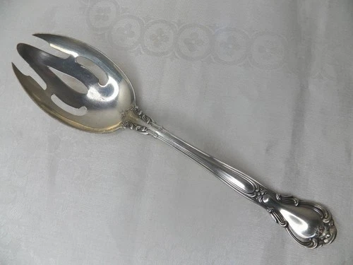 GORHAM CHANTILLY STERLING SILVER SLOTTED SERVING SPOON  8 3/4", NO MONOGRAMS