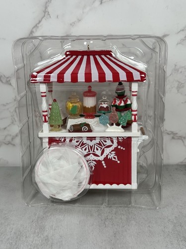 Hallmark 2018 Santa's Sweet Treat Cart Event Exclusive Special Keepsake Ornament - Bild 3 von 9