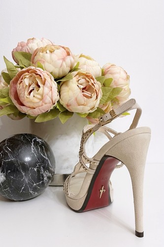 Cesare Paciotti scarpe donna sandali in pelle scamosciata nude borchie oro 37.5 - Foto 7 di 15