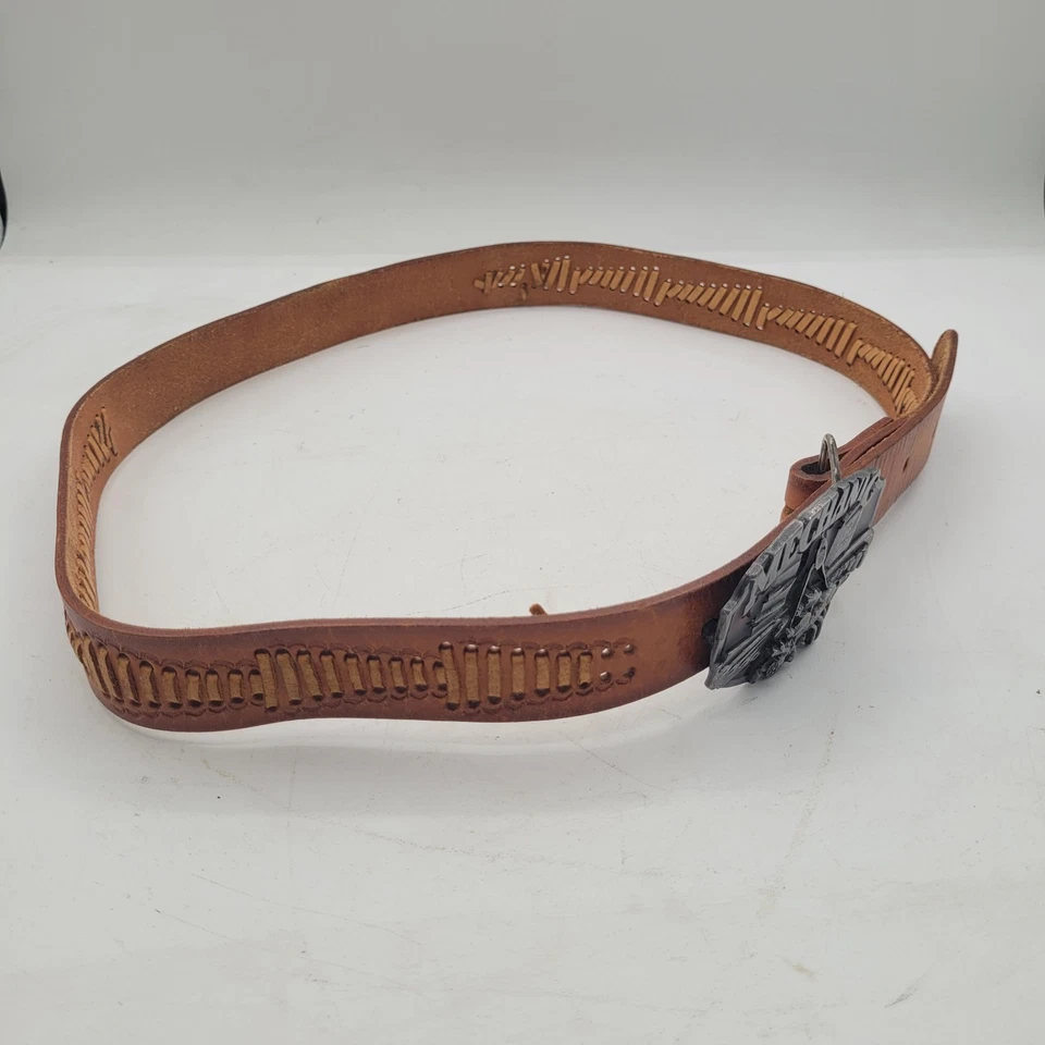 Hebilla de cinturón mecánico metal rojo esmalte Siskiyou Buckle Co con cinturón de cuero talla 40 Foto 4 de 4