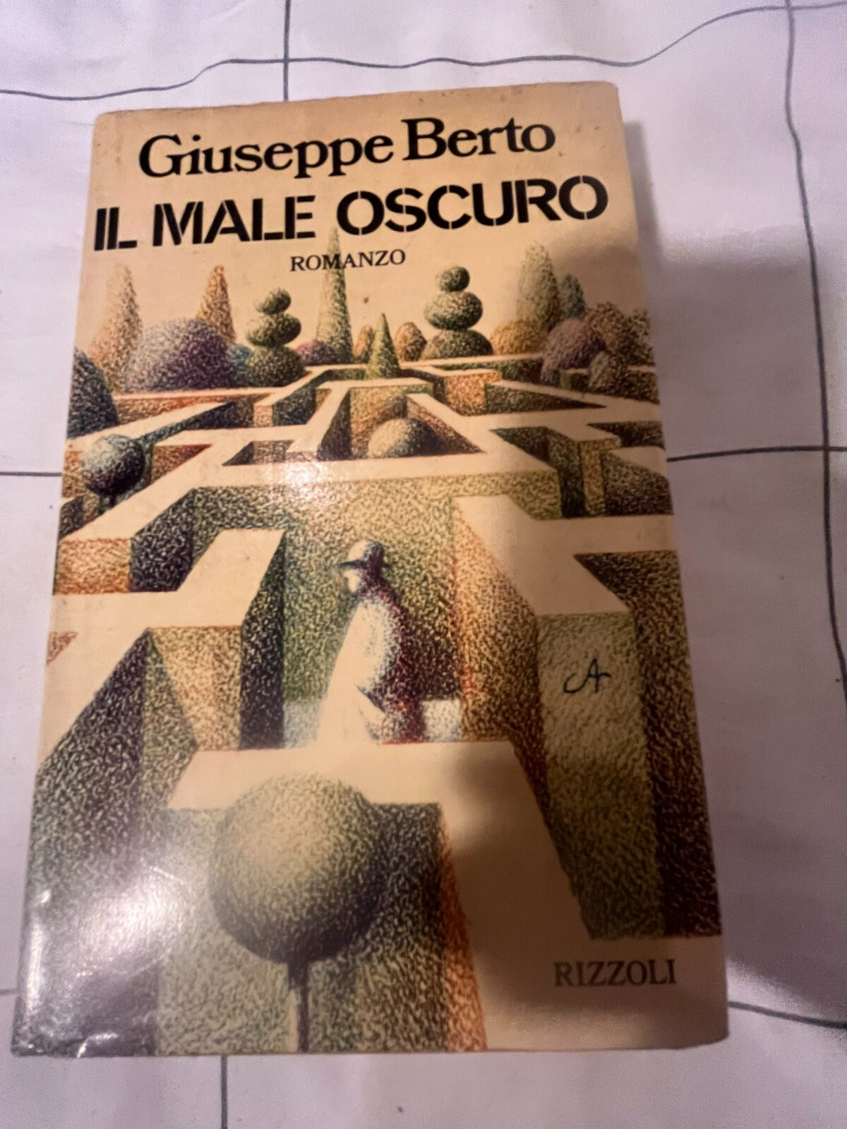 Foto 1 di 2