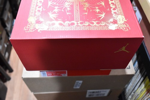 Size 10.5 - Jordan 7 Retro Year Of The Rabbit 2011 - Foto 10 di 11