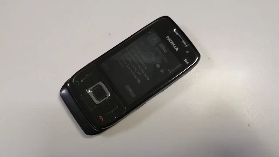 Nokia E66 Unlocked Original GSM 3G WIFI Bluetooth 3.15MP Keyboard Slider Phones - Image 4 of 4