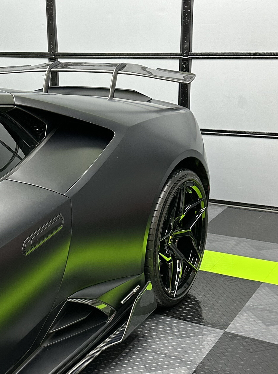 20" 21" ALT12 Forged Gloss Black wheels for Lamborghini Huracan Concave