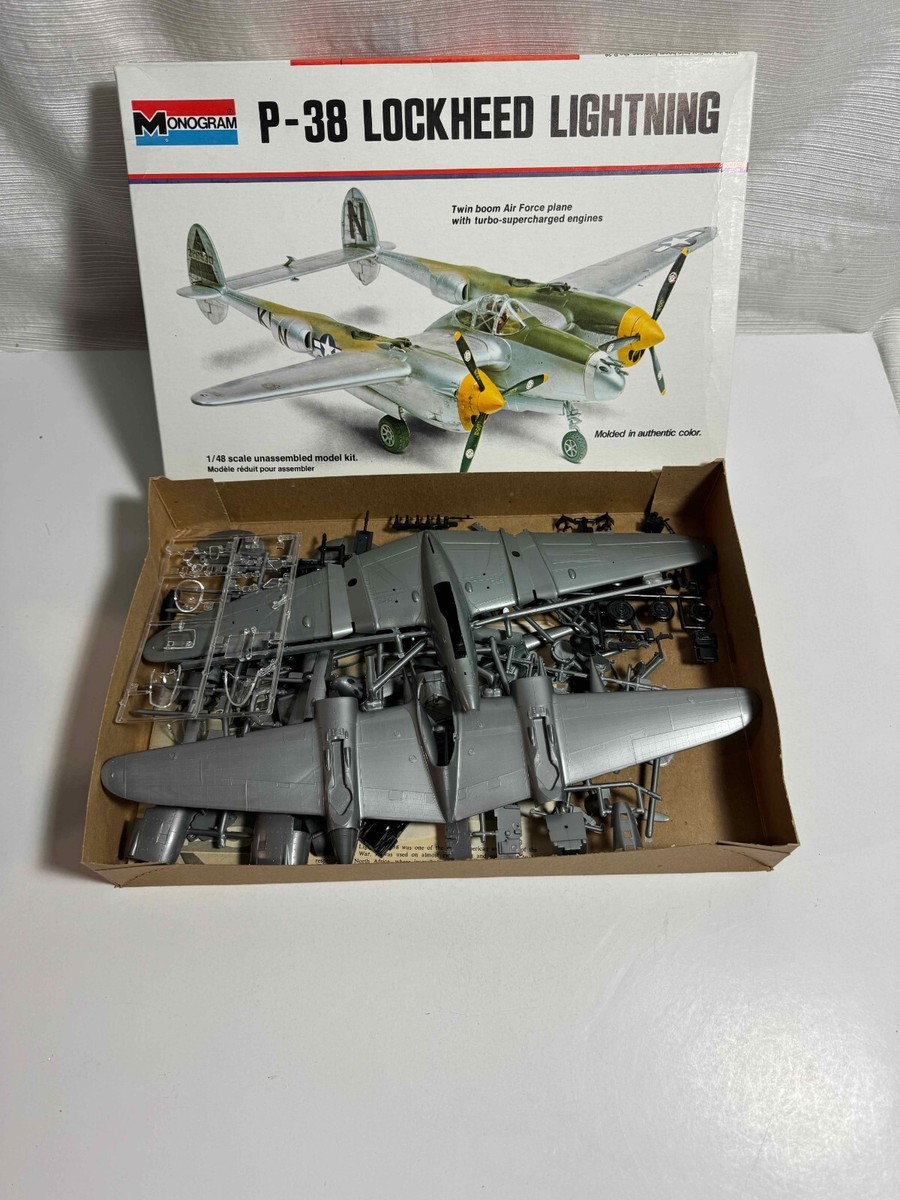 P-38 Lockheed Lightning airplane model kit Monogram in box 1/48
