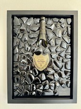 Quadro in resina con bottiglia rotta Dom Perignon Vintage 32x42 cm