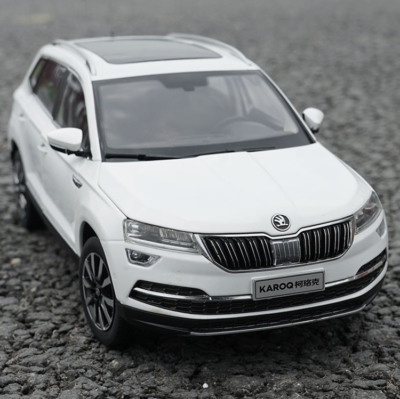 Original Factory 1/18 Scale Skoda Karoq SUV White Color Alloy