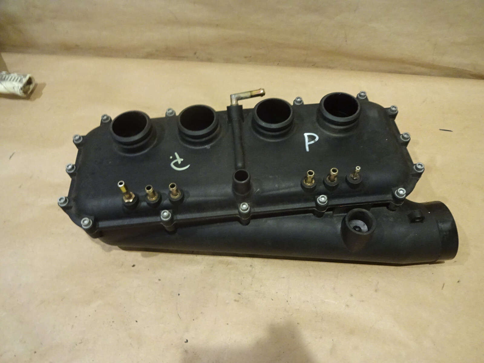 Ferrari 355 5.2 -RH Intake Manifold / Plenum Chamber - P/N 165415