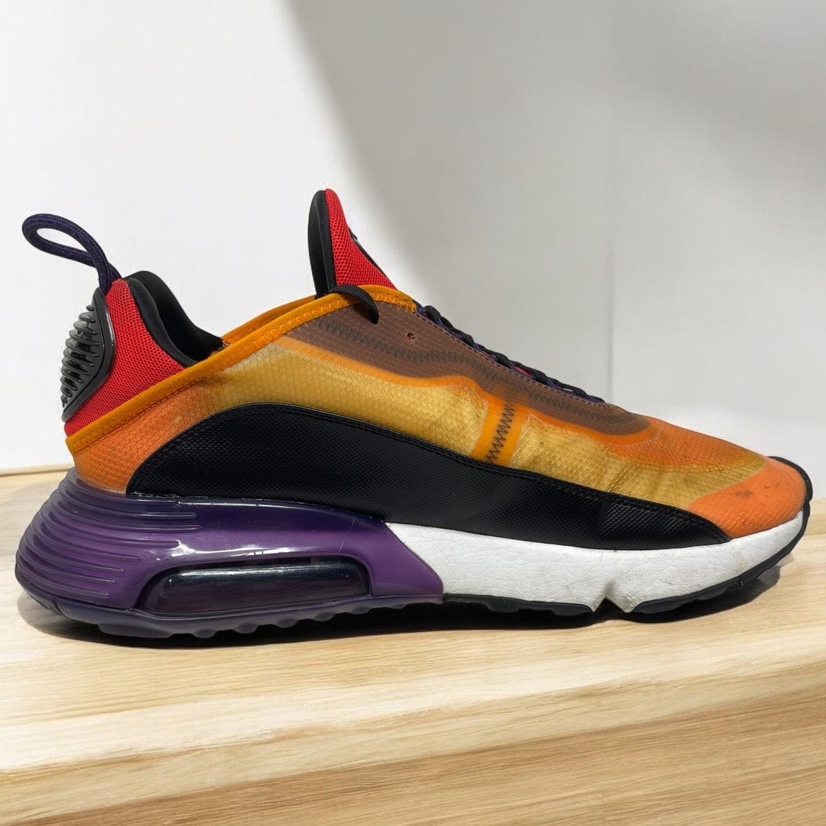 Nike Air Max 2090 Run Shoes BV9977-800 Mens Sz 13 Orange  display picture 2