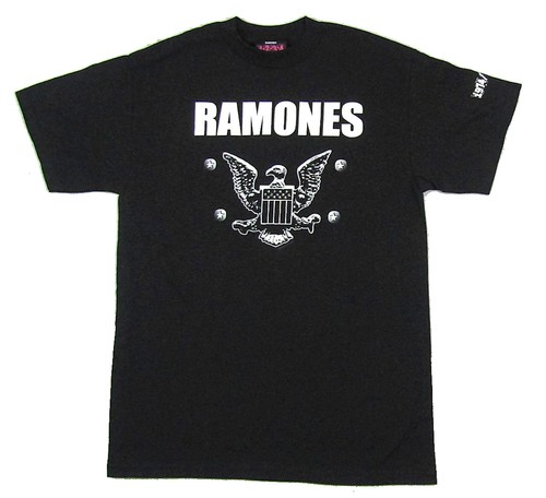 Ramones Eagle Stars 1974-2004 Black T 