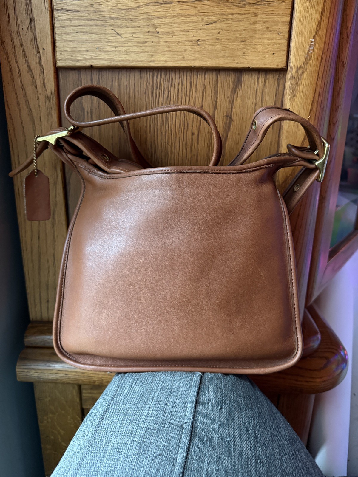 *AUTHENTIC* Vintage Coach Legacy Zip 9966 British Tan Leather Brown Shoulder Bag