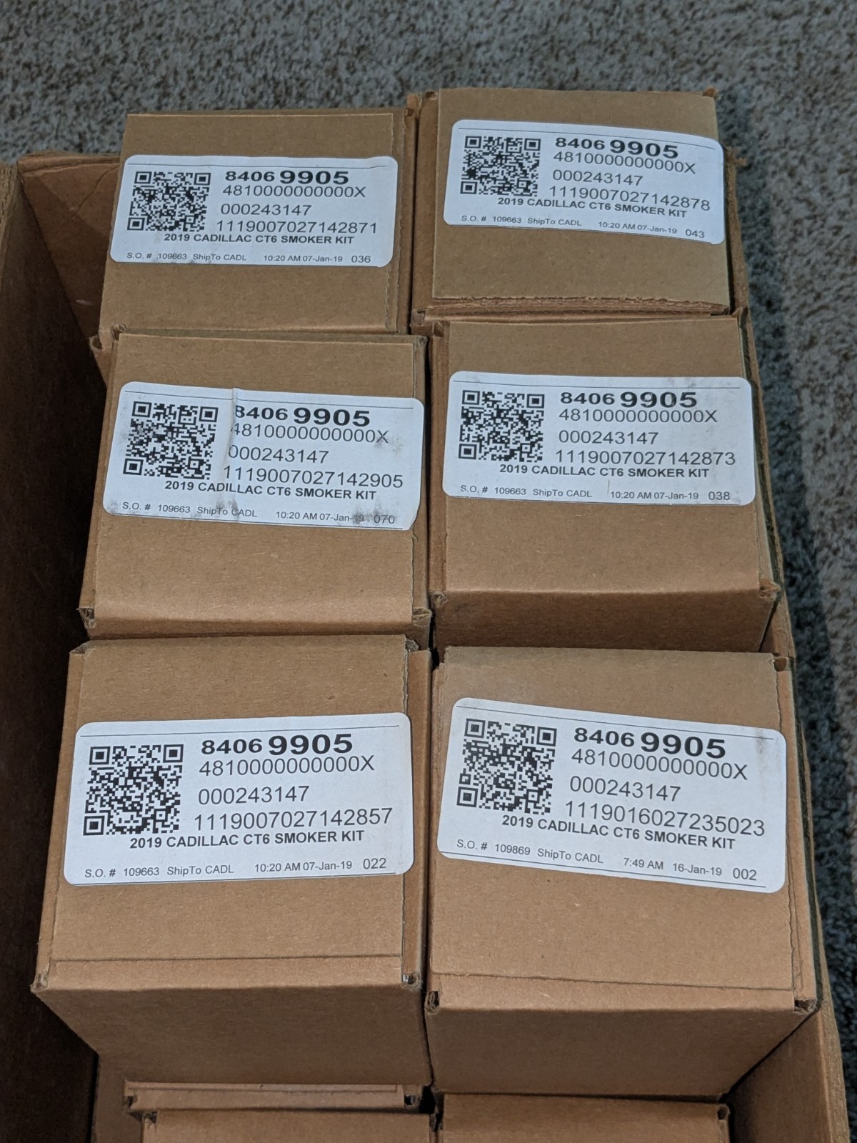 NEW ** OEM GM Accessories 2019 CADILLAC SMOKER KIT CT6 Ash Tray Lighter 84069905