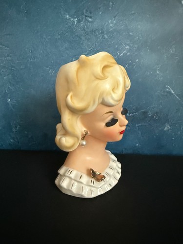 VINTAGE LADY HEAD VASE NAPCO BLONDE IN ECRU GOLD GILT CLOVER TALLEST VERSION 6” - Picture 10 of 14