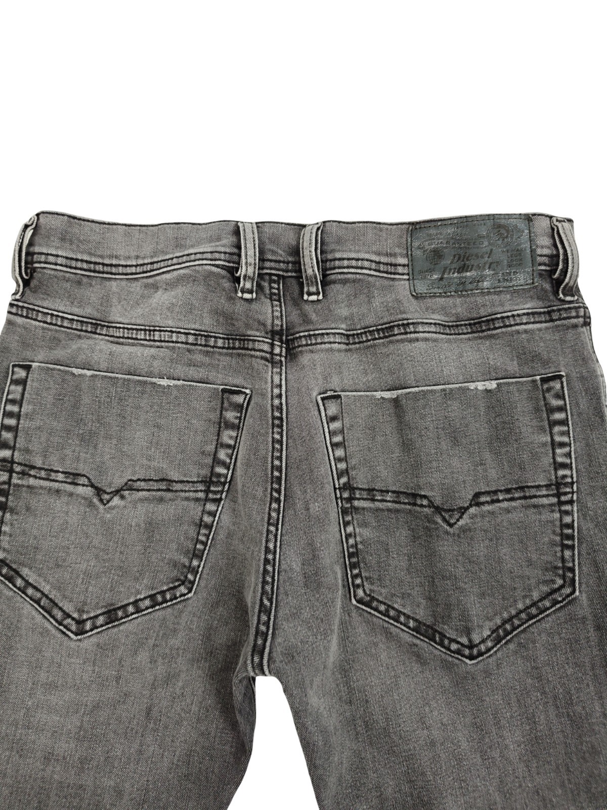 Diesel Teppar Jeans Men's Size 30W 32L Black Slim Fit Carrot Leg Button Fly image 8