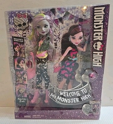2015 Welcome to Monster High 2 Pk 11 Inch Doll Set DRACULAURA & MOANICA D'KAY