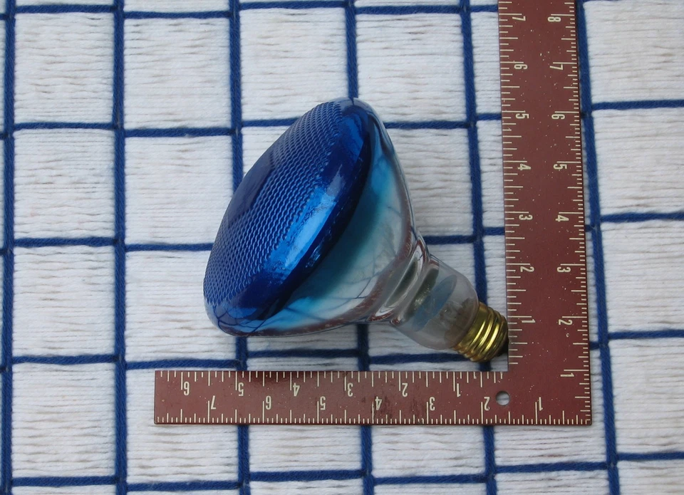 NEW 100 WATT 130v BLUE BR38 outdoor flood 100w LIGHT BULB PAR38 halco 100BR38 - Image 2 of 4
