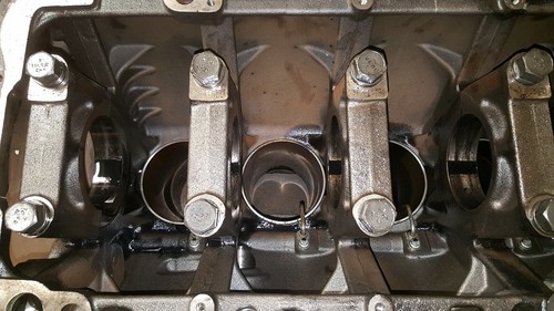 BLOQUE DE 13 CILINDROS INTERNATIONAL MAXXFORCE 3012887C1 - Imagen 5 de 7