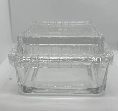 IKEA SAMMANHANG  Clear Square Glass Box with Lid Display Storage.  3.5 H x 5 L